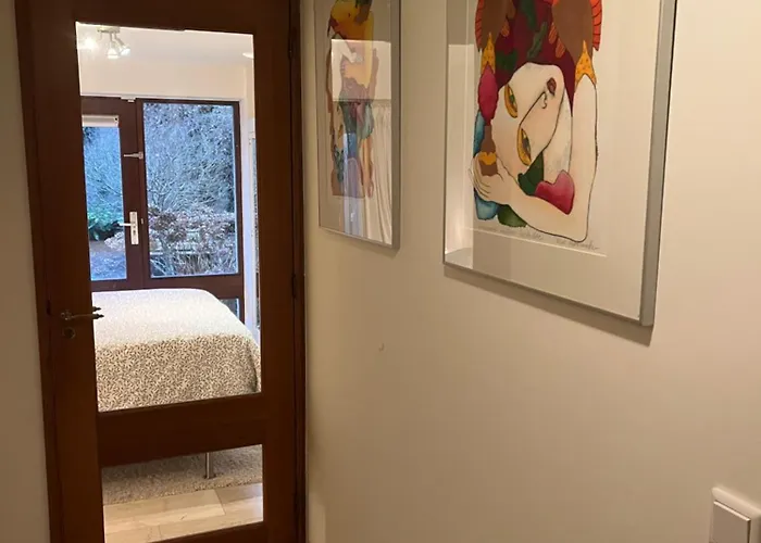 Cosy Garden Riverhouse Konukevi 3*